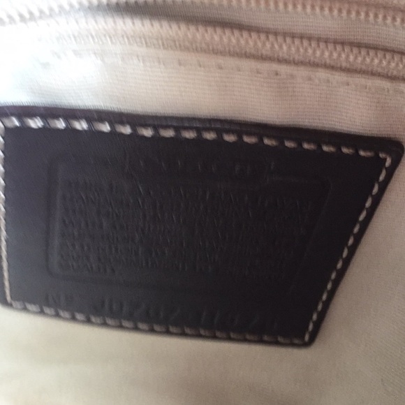 Coach - Picture 4 of 4